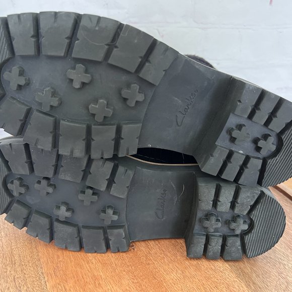 NWOT Clarks Orianna Hiker Boot Black Croc - Size 7.5 - Picture 10 of 11